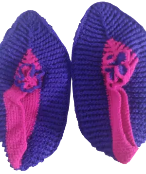 پاپوش، کفش مردانه قلاب بافی آبی و بنفش